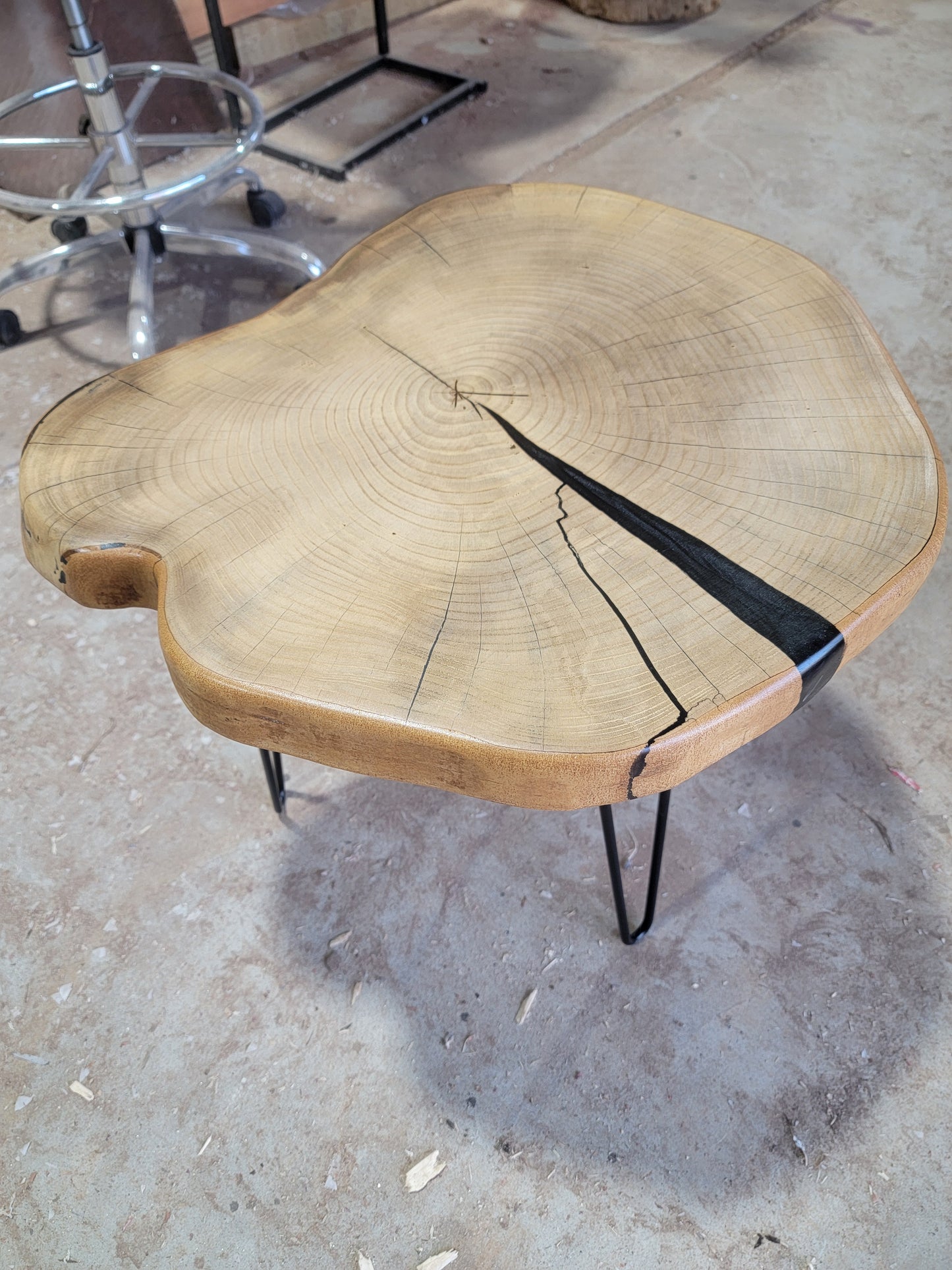 Hackberry Live-edge Side Table