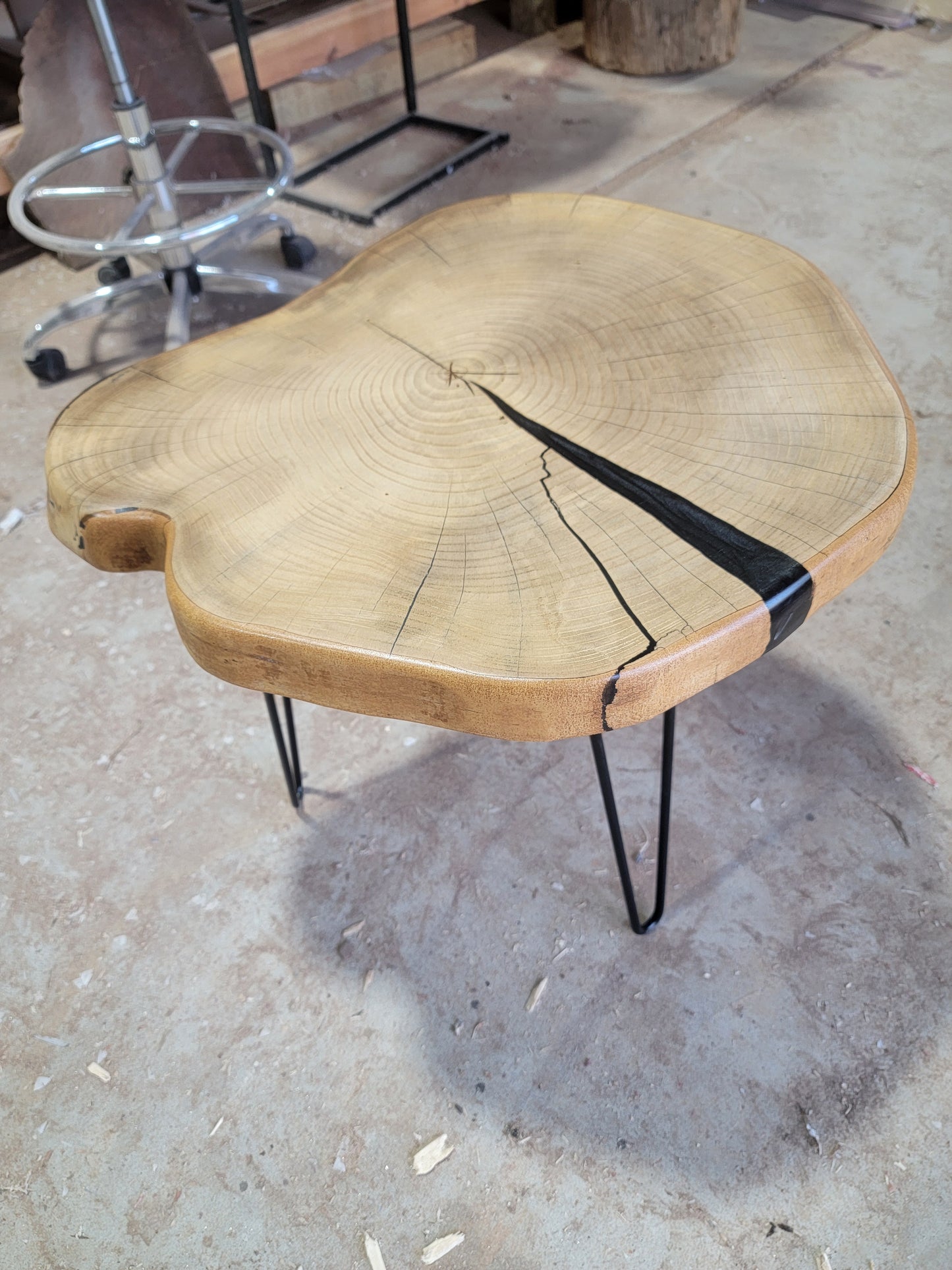 Hackberry Live-edge Side Table