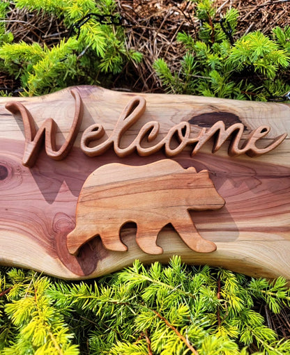 Welcome Sign Bear