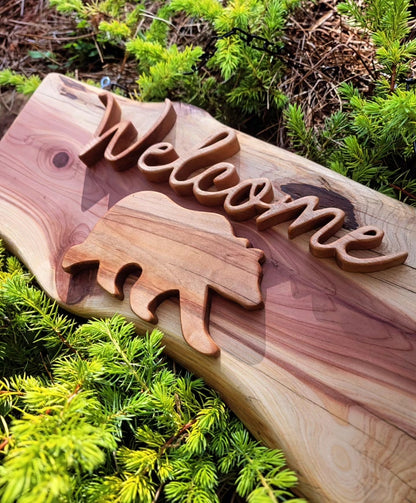 Welcome Sign Bear
