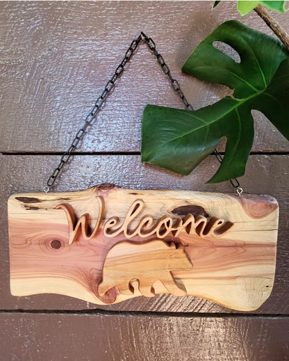 Welcome Sign Bear