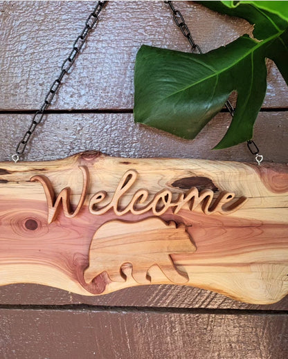 Welcome Sign Bear