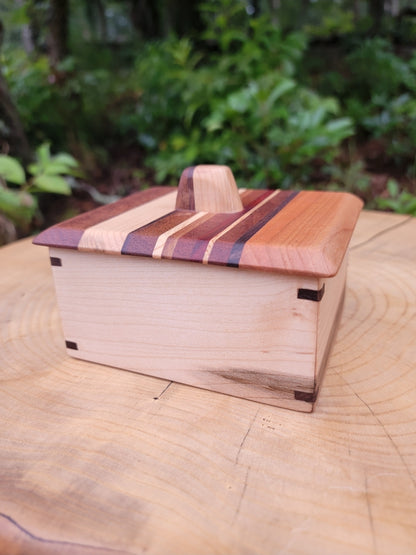 Small wood box