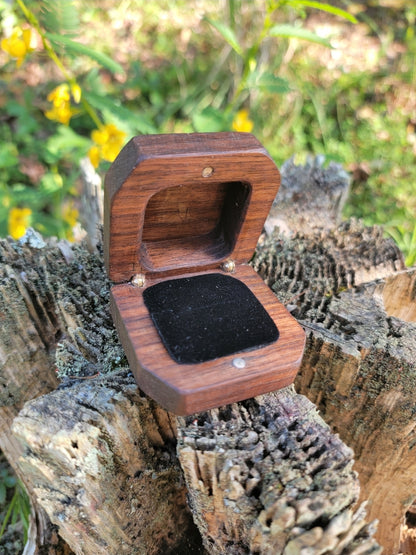 Ring box